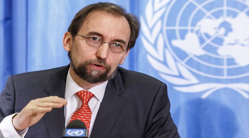 epa05138145 UN High Commissioner for Human Rights Zeid Ra'ad Al Hussein of Jordan speaks to the media during a press conference at the European headquarters of the United Nations in Geneva, Switzerland, 01 February 2016.  EPA/SALVATORE DI NOLFI