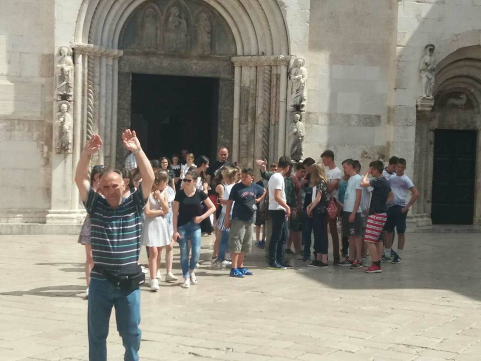 UČENICI OSNOVNE ŠKOLE GLAMOČ SU PROVELI ČETIRI DANA NA EKSKURZIJI  (FOTO)