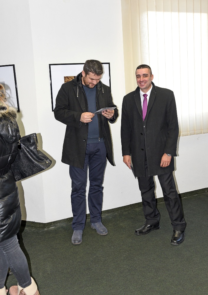 Izložba u Bosanskom Grahovu: Željko Krnčević fotografirao je Šator planinu tijekom svih godišnjih doba