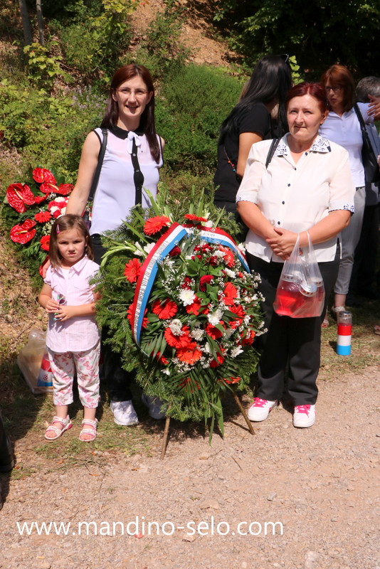 SPOMEN NA POMEN: Otkrivena ploča za još osam hrvatskih branitelja