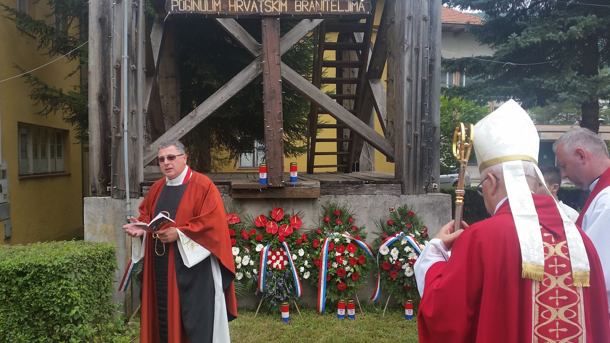 FOTO: Obilježen Dan mučenika u Drvaru