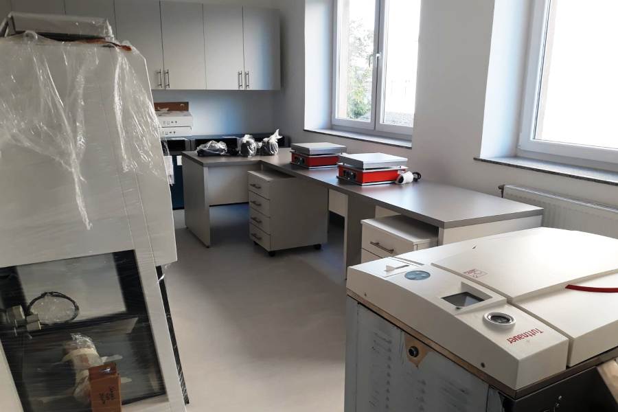 Opremljena dva laboratorija Zavoda za hranu i veterinarstvo Hercegbosanske županije