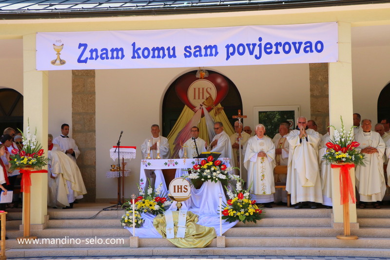 ODRŽANA MLADA MISA DON JOSIPA RADOŠA U KONGORI