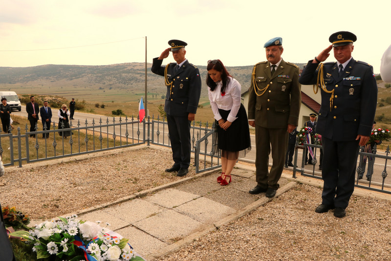 OBILJEŽENA 20. OBLJETNICA STRADANJA ČEŠKE HELIKOPTERSKE POSADE NA TUŠNICI