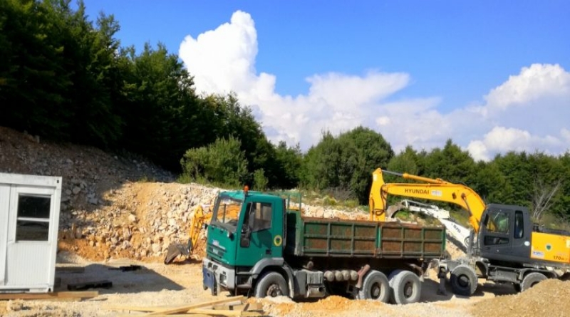 TOMISLAVGRAD: OTVORENE PONUDE ZA REKONSTRUKCIJU LOKALNE CESTE BUKOVICA-ROŠKO POLJE