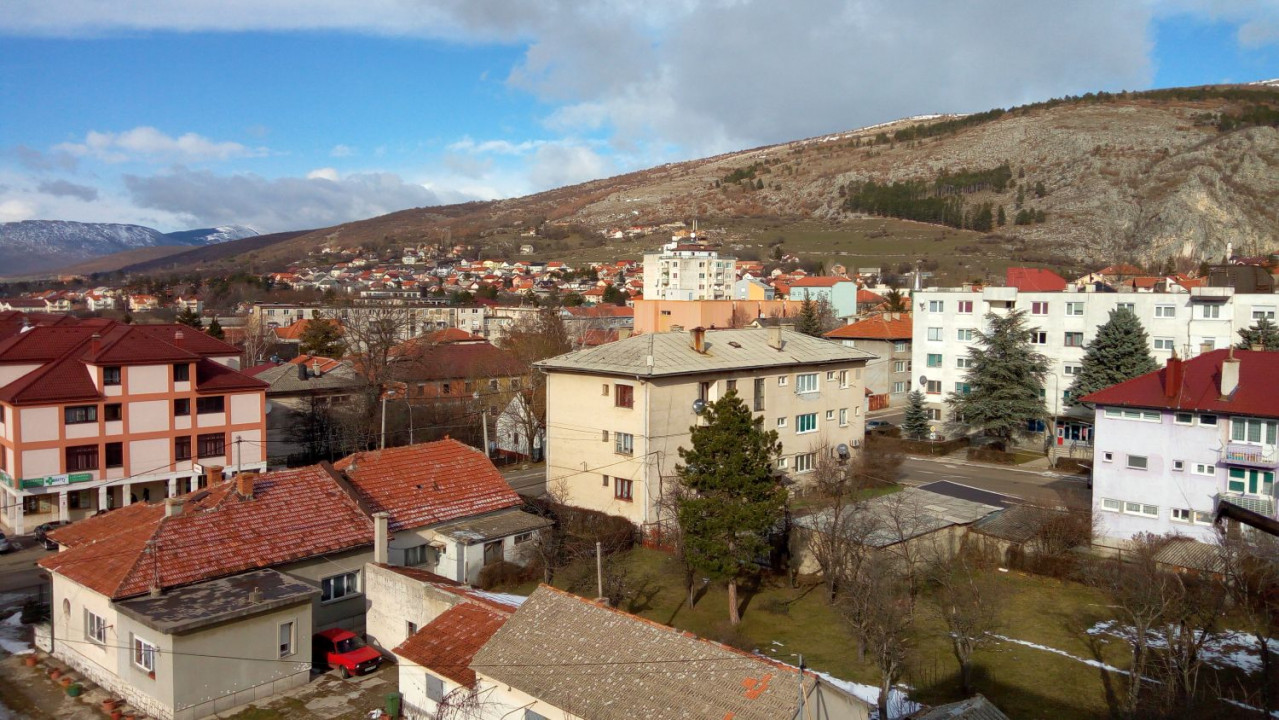 Livno bez snijega, na Kupresu puna skijališta