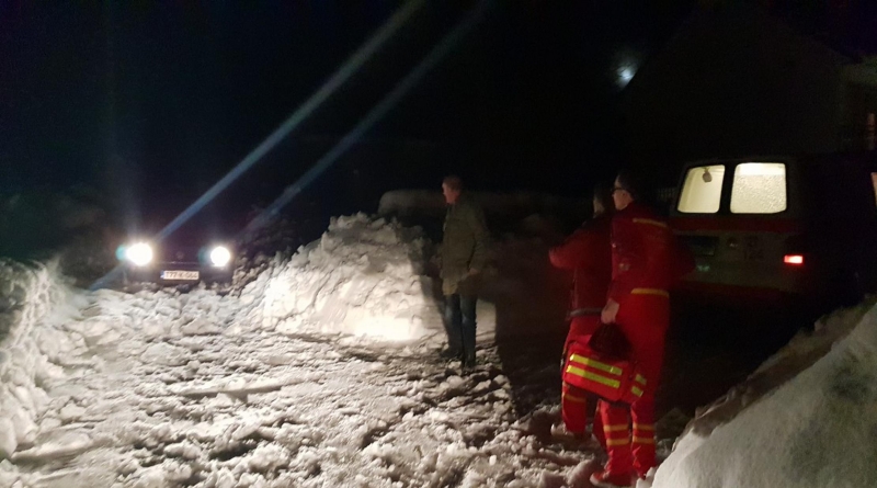 LIVNO: Fratri i liječnička služba spasili pacijenta i prevezli ga do bolnice (FOTO)