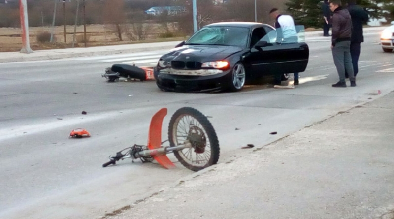 Teška prometna nesreća u Livnu, sudarili se automobil i motor