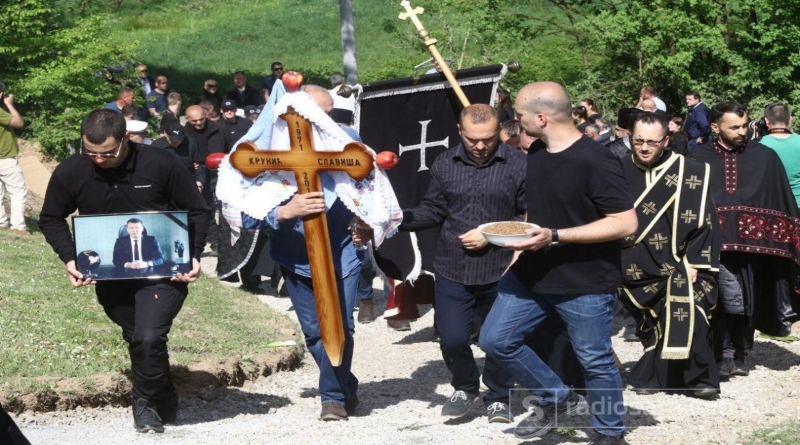 Tisuće ljudi oprostilo se od ubijenog poslodavca iz Banje Luke