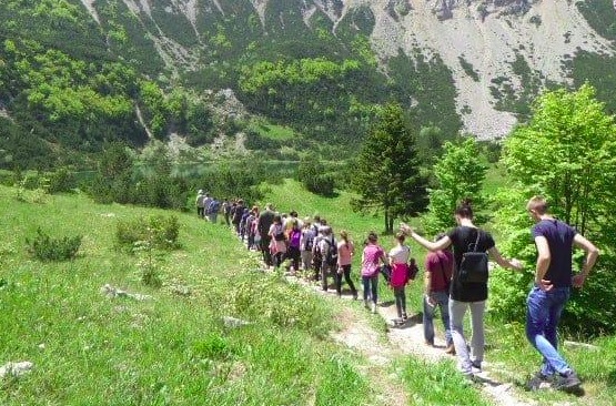 Učenici OŠ Glamoč posjetili Šatorsko jezero