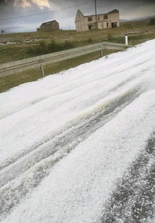 GLAMOČ: Krupa jučer pogodila glamočka sela, uništen krumpir i žitarice (FOTO)