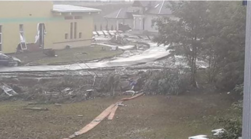 Veliko nevrijeme pogodilo Tešanj, dio stanovništva evakuiran