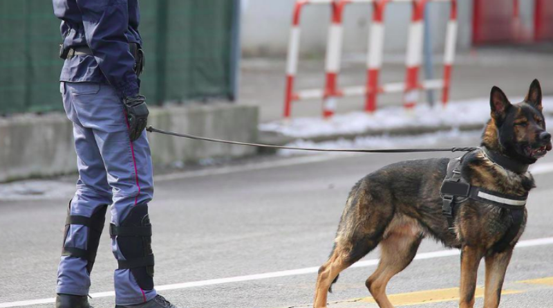 Muškarac u Milanu napao vojnika s leđa nožem za otvaranje pisama i vikao 'Alah Akbar'