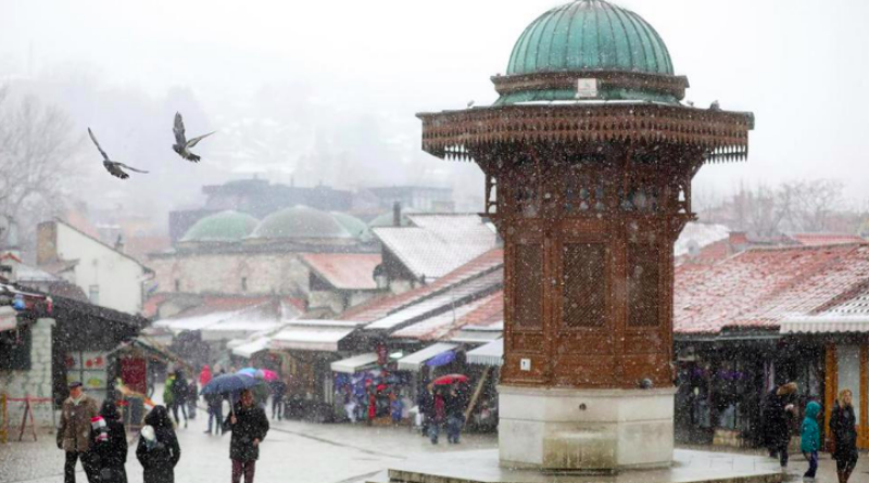 Od petka do ponedjeljka u Sarajevu će raditi samo apoteke, prodavnice hrane i benzinske pumpe