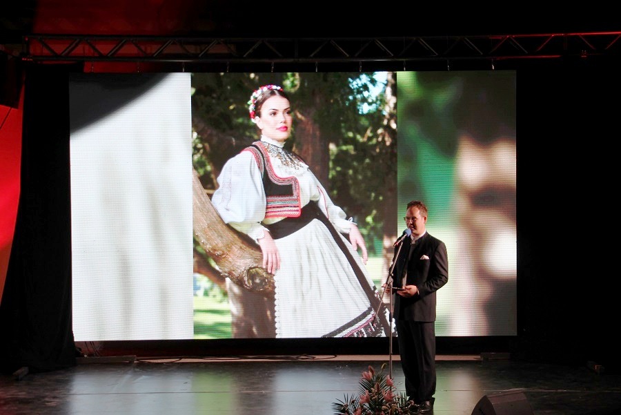 U Tomislavgradu održana 7. revija tradicijske odjeće i izbor najljepše Hrvatice u narodnoj nošnji izvan Republike Hrvatske