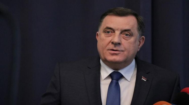 Dodik: "SIPA može doći u prostorije SNSD-a ako će biti okupani te da se ne osjeti miris koji nose iz Sarajeva"