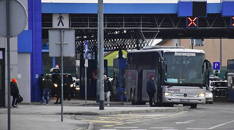 Iseljavanje radne snage iz BiH na najvišoj razini ikad zabilježenoj: NAJGORE TEK DOLAZI ??!?